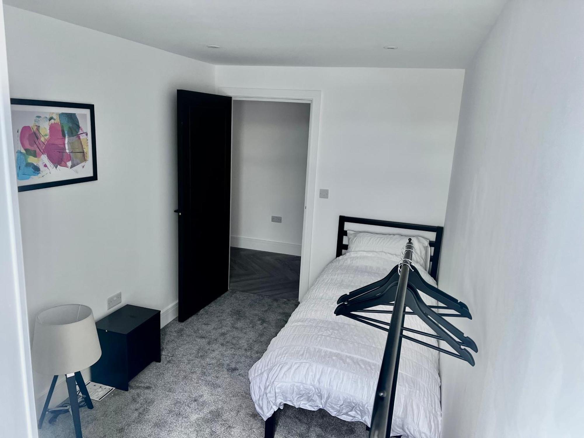 New 2 Bed Apartment In Royston High St Royston (Hertfordshire) Exterior foto
