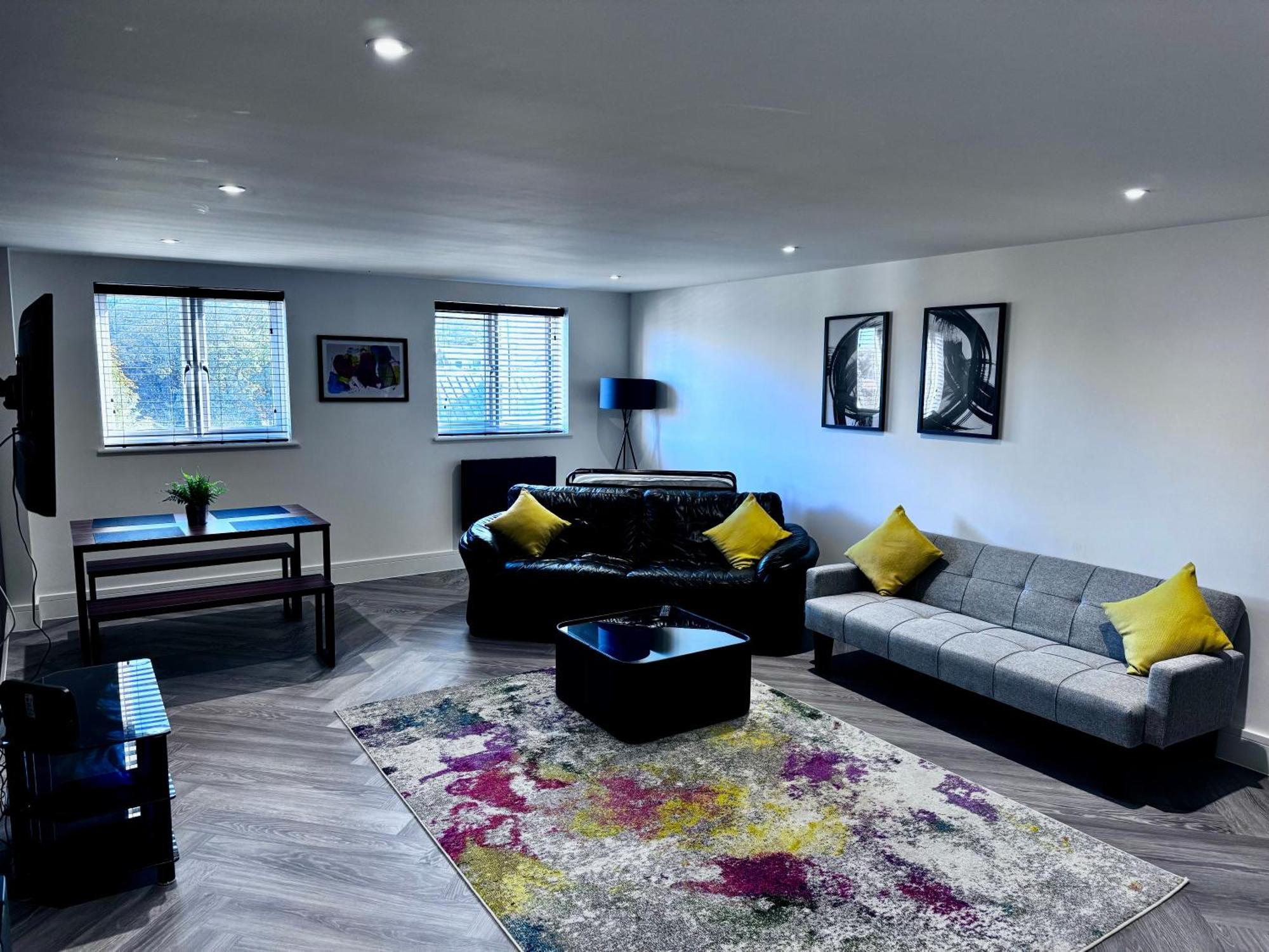 New 2 Bed Apartment In Royston High St Royston (Hertfordshire) Exterior foto