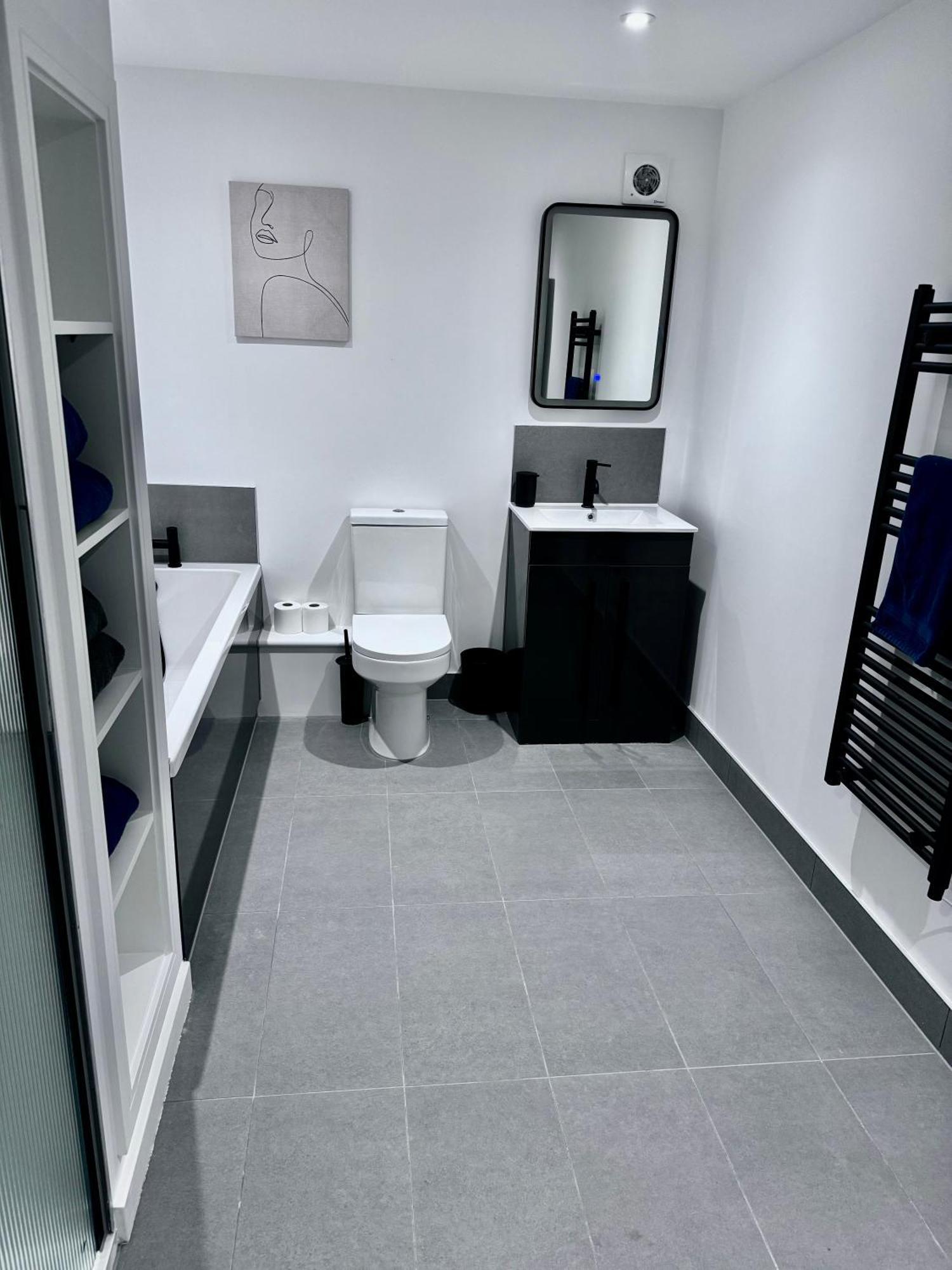 New 2 Bed Apartment In Royston High St Royston (Hertfordshire) Exterior foto